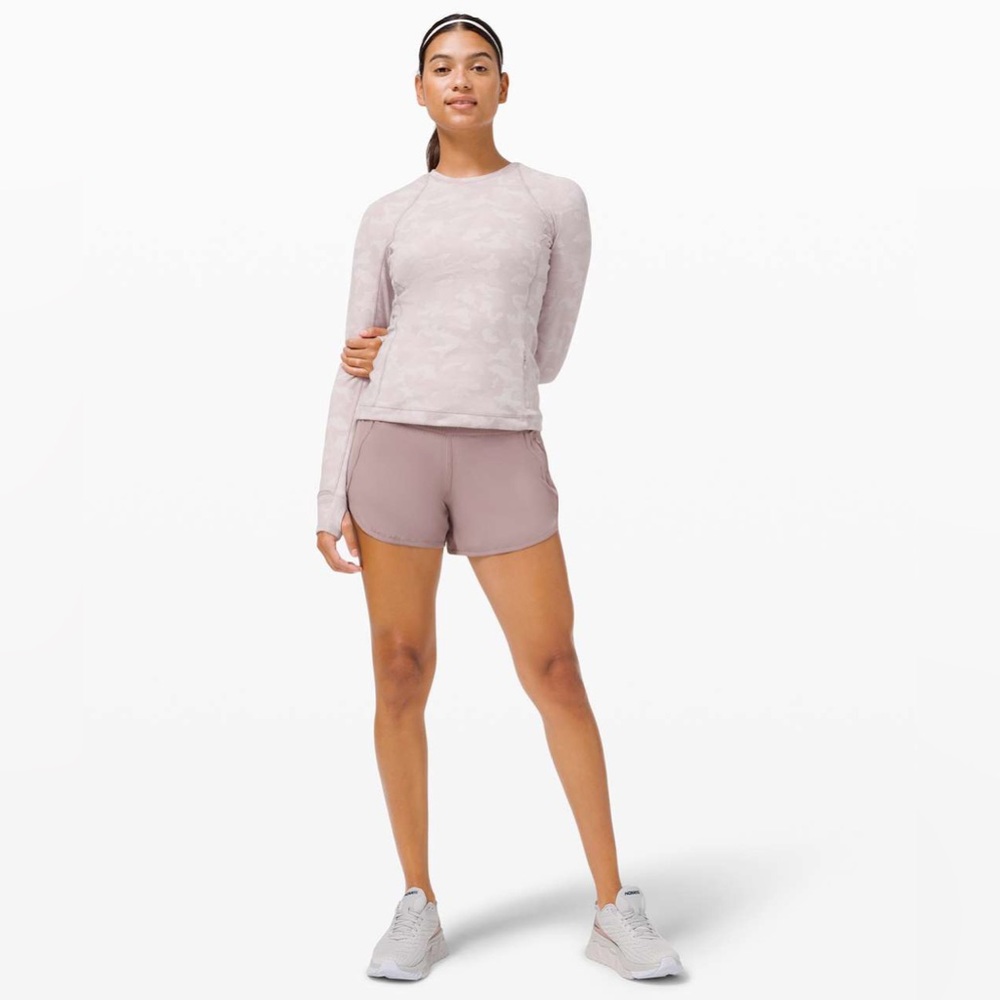 Lululemon Tracker Short - Violet Verbena